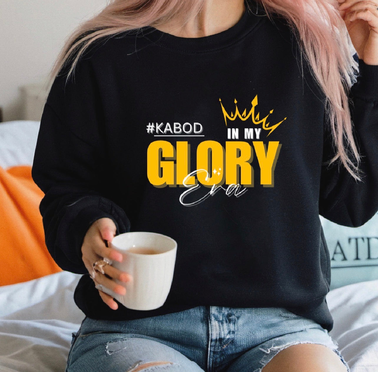 Glory Crown Sweatshirt — Inspirational Gold Graphic Crewneck