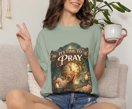 Prayer T-Shirt — "It's Time to Pray" Vintage Faith Graphic Tee